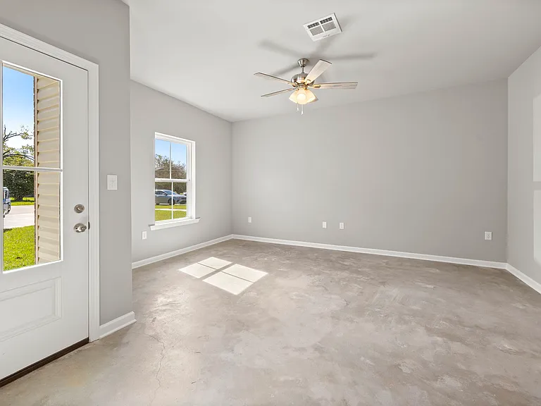 18627 Greenwell Springs Rd #2A — Photo 3