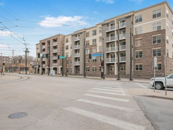 2900 University Ave SE APT 302, Minneapolis, MN 55414