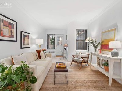 311 E 84th St APT 1D, New York, NY, 10028