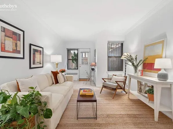 311 E 84th St APT 1D, New York, NY 10028