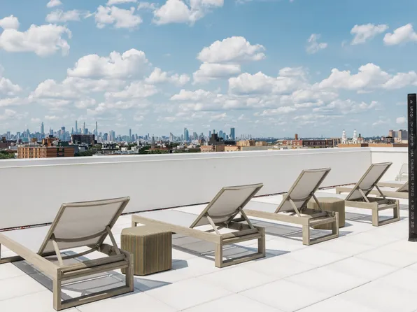 8 Palmetto Street image 7 of 11