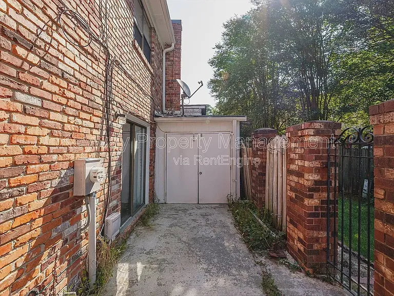 2918 Arrowhead Dr — Photo 27