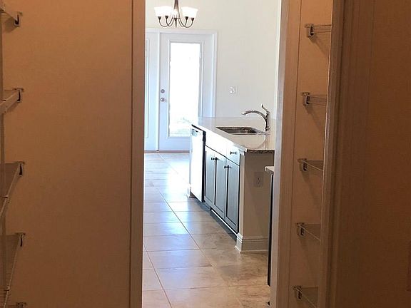 5th image of 6133 Twenty One Oaks Dr