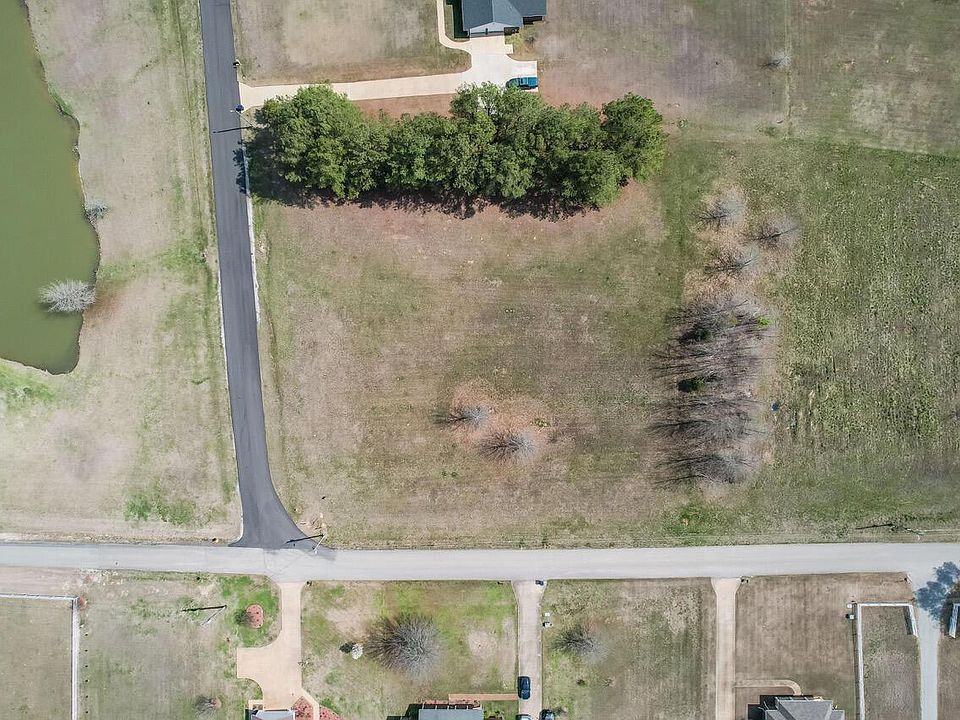 2nd image of Alcorn Dr