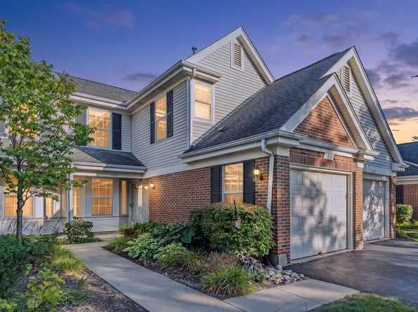 1239 S Wellington Ct Unit 1239, Buffalo Grove, IL 60089