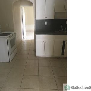 6913 NW 4th Ct, Miami, FL, 33150