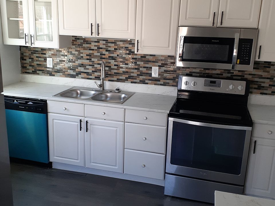 1st image of 1054 Pritz Ave #1054