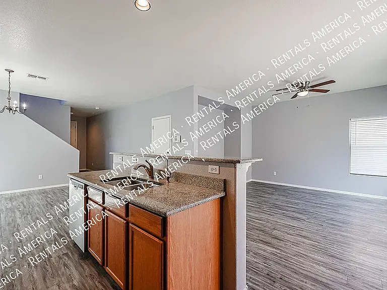 6443 W Sophie Ln — Photo 2