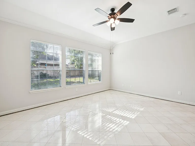 3002 Autumn Cove Ct — Photo 10