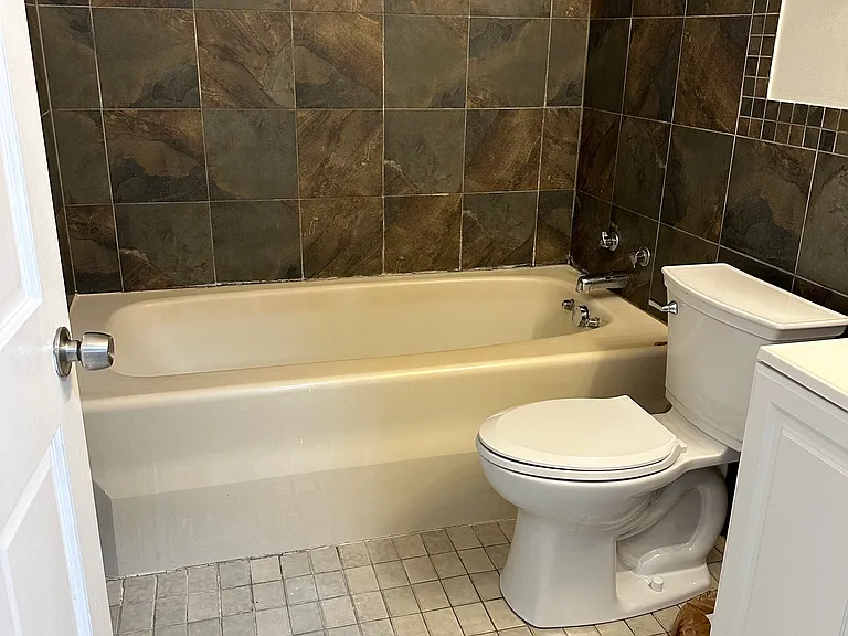 2609 Fremont Ave S #14 — Photo 7