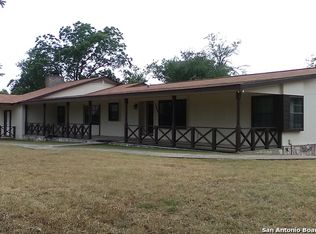 352 Whartons Dock Rd, Bandera, TX 78003