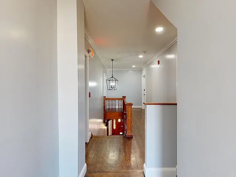 333 Humphrey St #8 — Photo 6