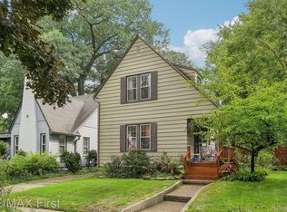 46 Sylvan Ave, Pleasant Ridge, MI 48069