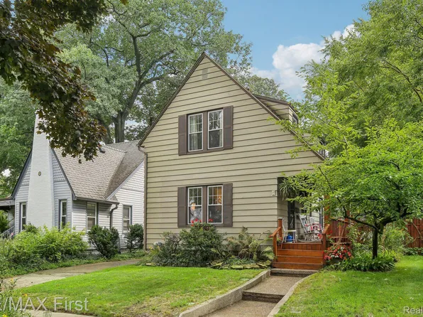 46 Sylvan Ave, Pleasant Ridge, MI 48069