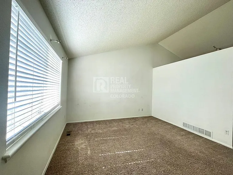 4347 S Halifax St — Photo 2