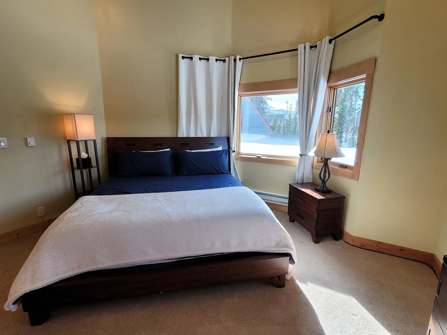 3 bed, 1500 sqft, $6,200 — Photo 3