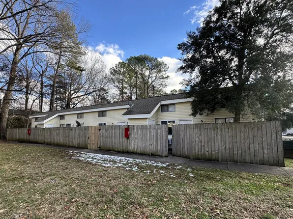 3701 Squaw Valley Dr SW