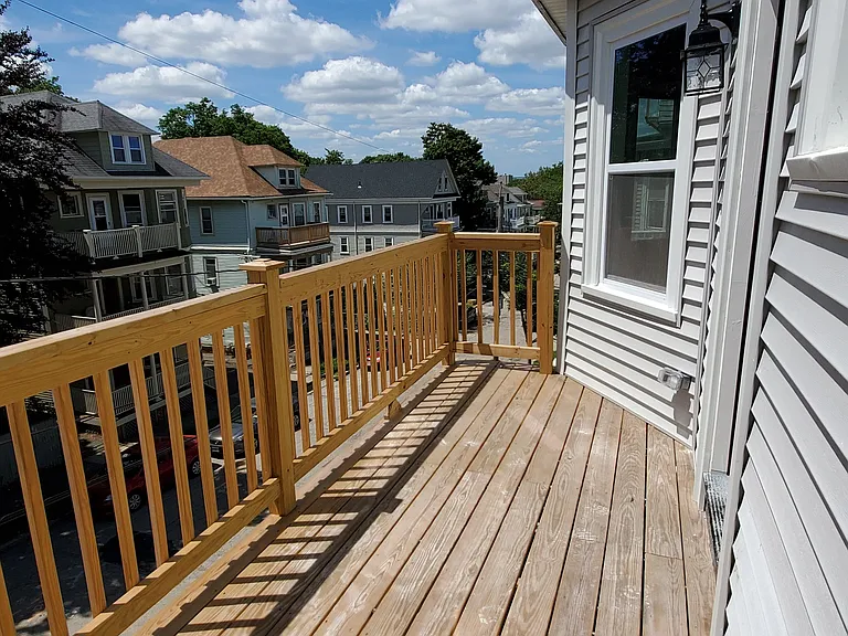 50-52 Carrington Ave #3R — Photo 10