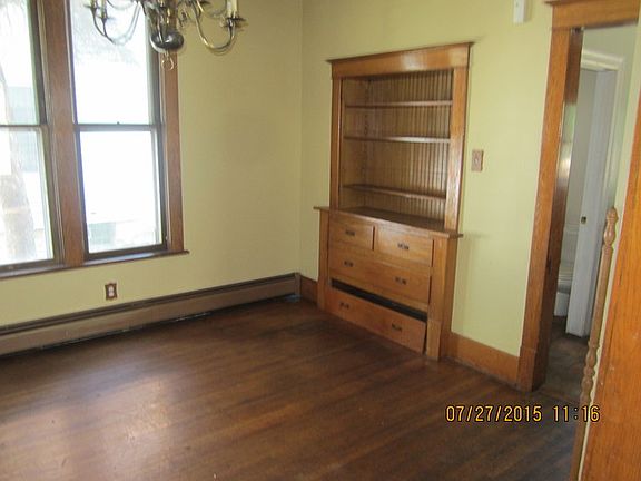 4th image of 2537 Burr Oak Ave