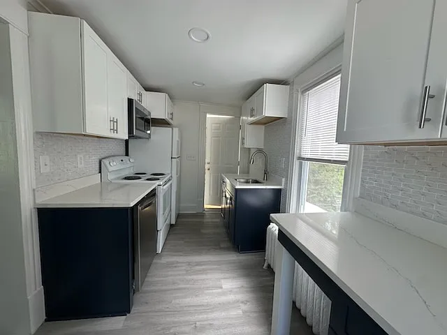 3 bed, 2470 sqft, $1,675 — Photo 2