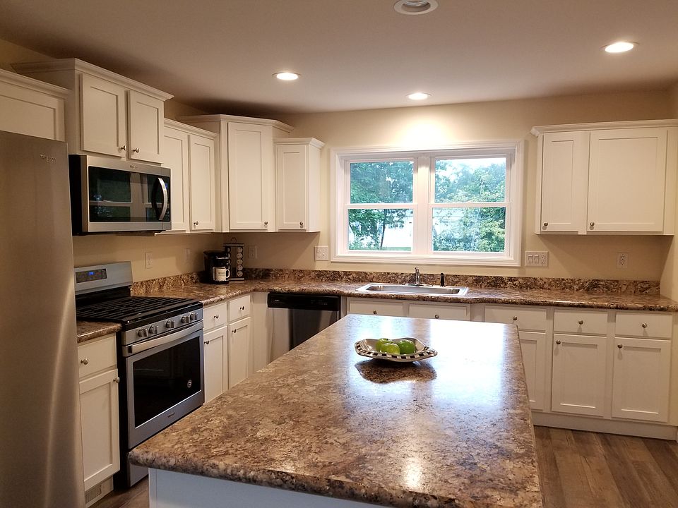 2nd image of 19 Riverside Dr