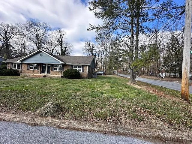 1317 Brockton Dr — Photo 23