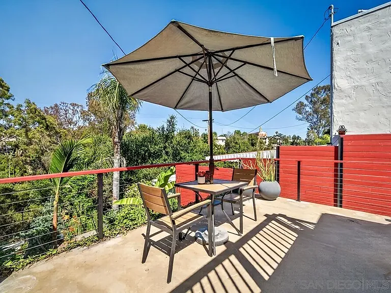 5438 Gilbert Dr #C — Photo 23