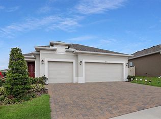 217 Luxmore Rd, Groveland, FL 34736