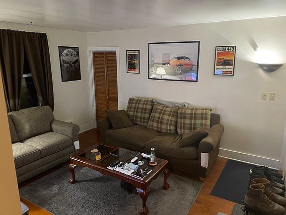 3rd image of 136 N 9th St #2A