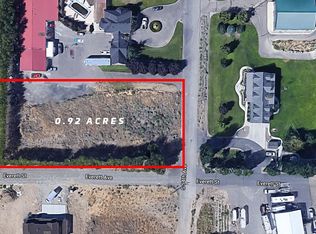 407 S 54th Ave, West Richland, WA 99353