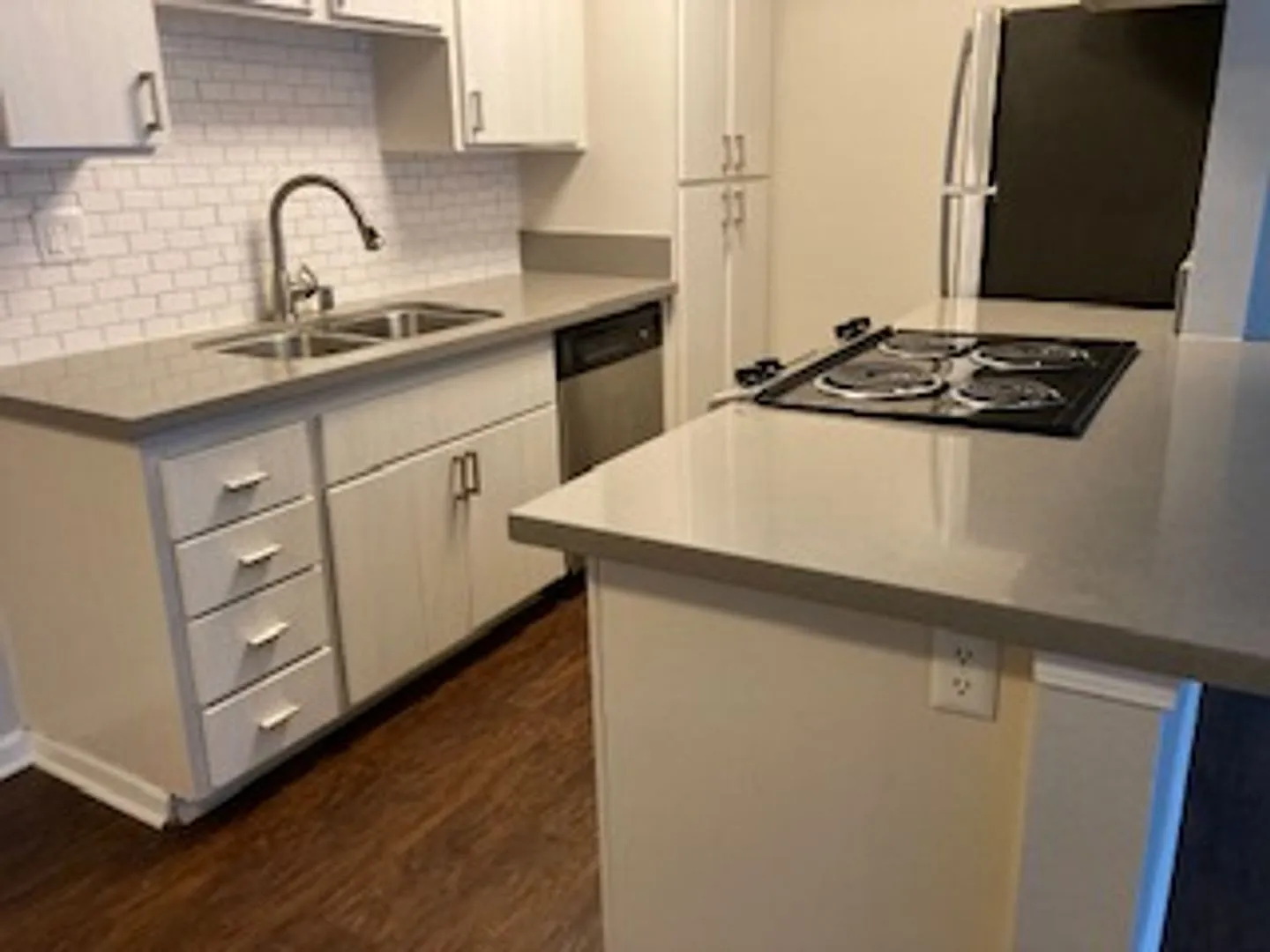 322 Hillside Terrace — Photo 3