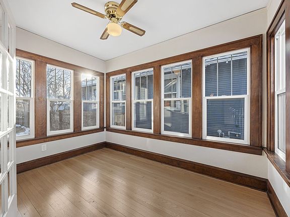 4th image of 2339 C Ave NE