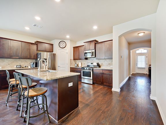 2nd image of 39388 Legacy Lake Dr