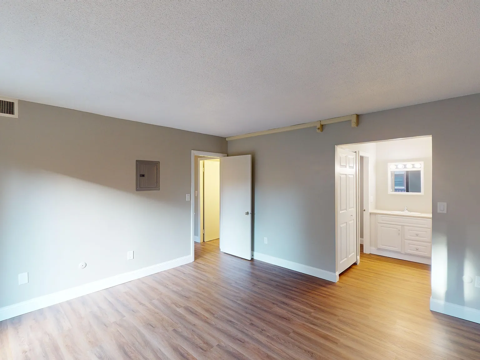 49 Marion — Photo 3