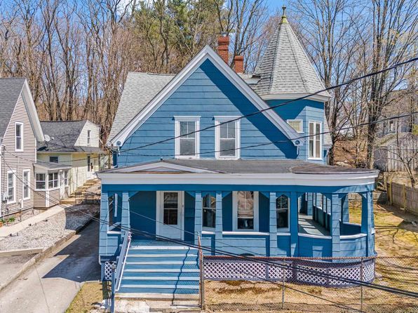 11 Broadway Way, Pembroke, NH 03275