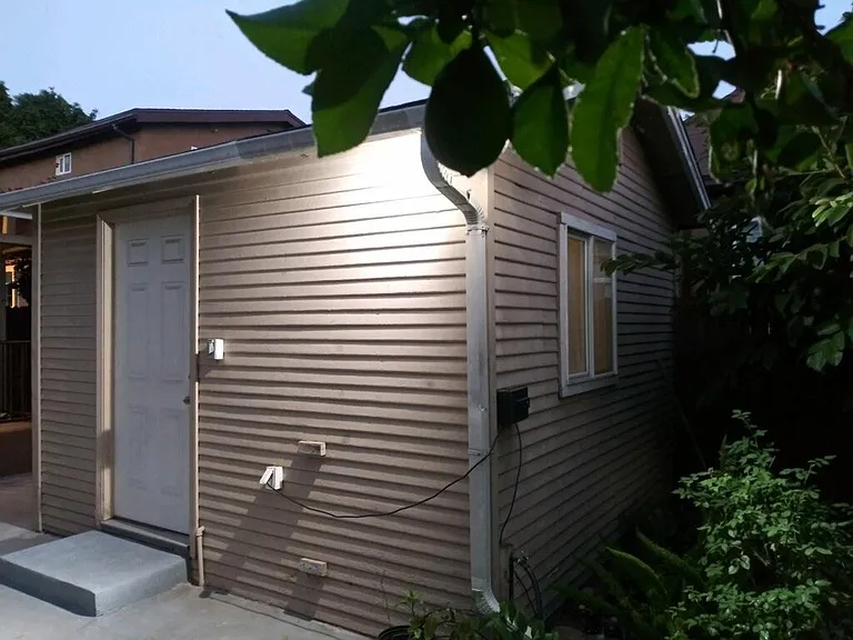 Detached garage used for office space/gym or storage