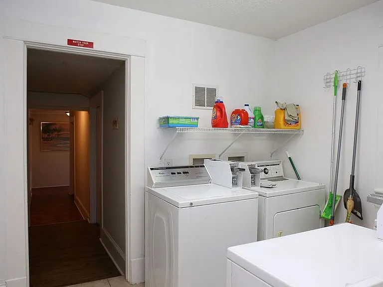 1218 W Market St #H — Photo 3