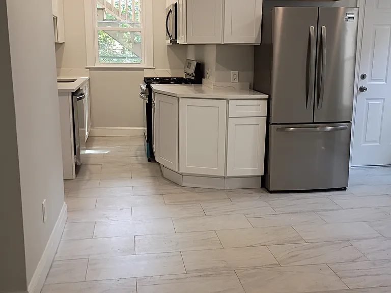 7 Cliff St #1 — Photo 2