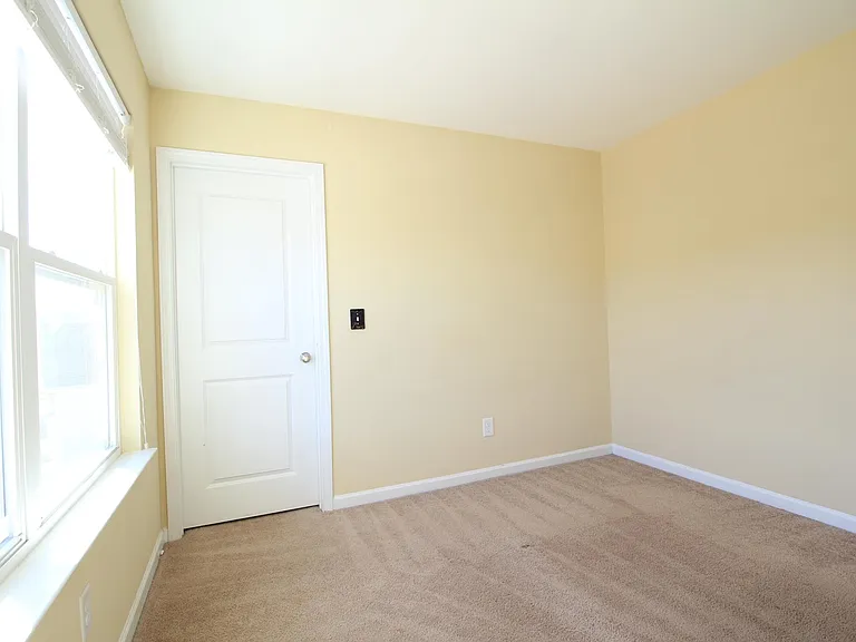 317 Gibby Ln — Photo 13