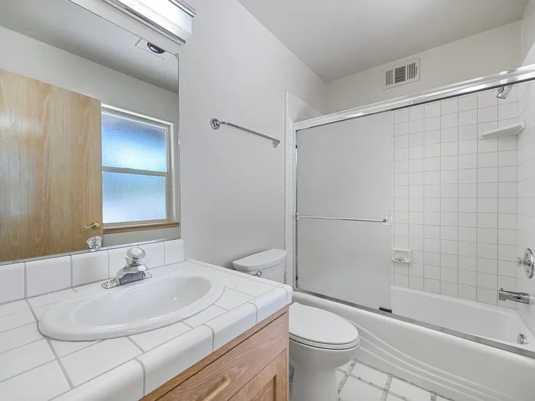 29861 Greenwater Dr — Photo 33