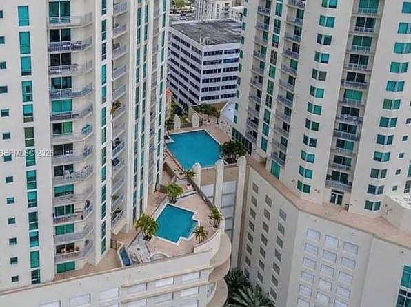 9066 SW 73rd Ct APT 806, Miami, FL 33156