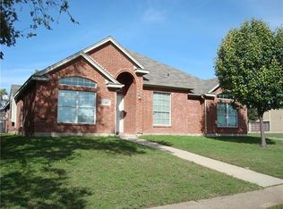 1405 Reynoldston Ln, Dallas, TX 75232