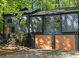 205 Watkins Glen Dr, Kennesaw, GA