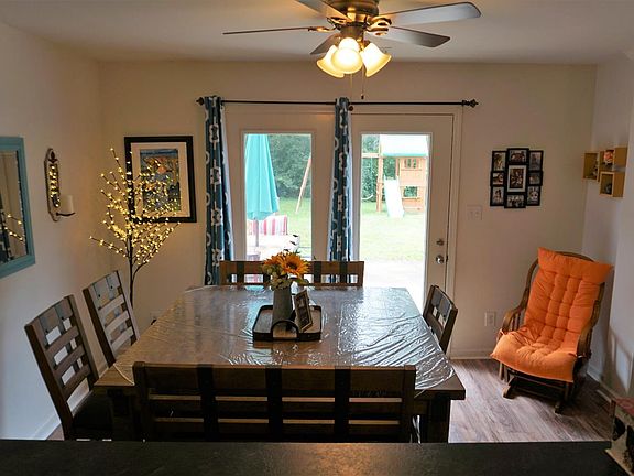 5th image of 2552 Rockaway Pl