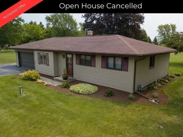W1785 Garton Rd, Sheboygan, WI 53083