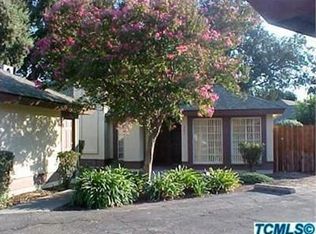 3821 W Hillsdale Ave, Visalia, CA 93291