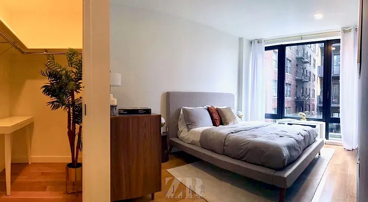 Rented by Zjama Realty Corp | media 10