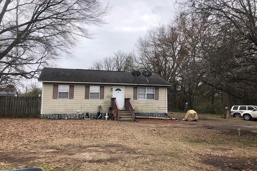 2502 E 19th St, Texarkana, AR 71854 Zillow