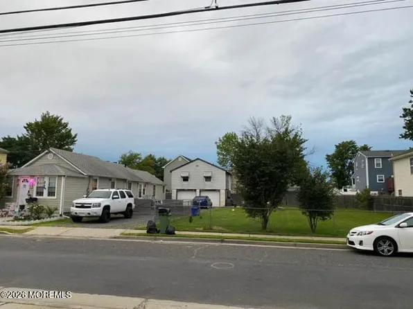 715 Park Avenue, Union Beach, NJ 07735