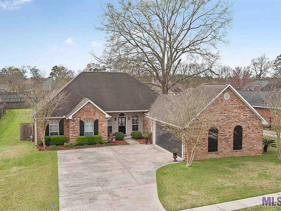 1st image of 10278 Emerald Dr